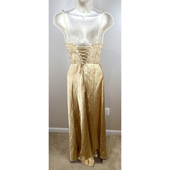 V. Chapman Dianthus Lace Bustier Corset Maxi Dress in Warm Sand Size 00 - Picture 8 of 12